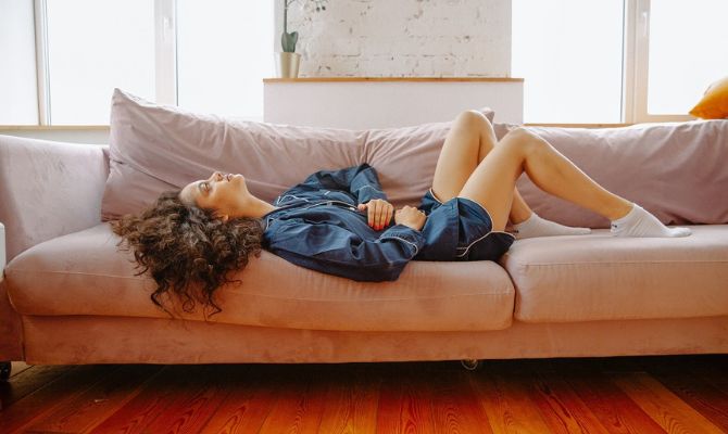 Douleurs de règles, le CBD, peut-il aider ?